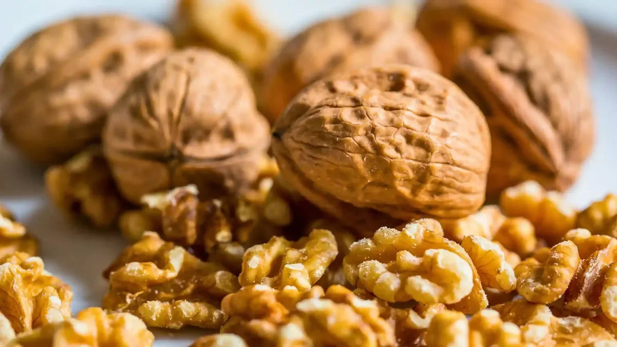 Acrot 15 Amazing Benefits of Akhrot (Walnuts) - Yummy Valley
